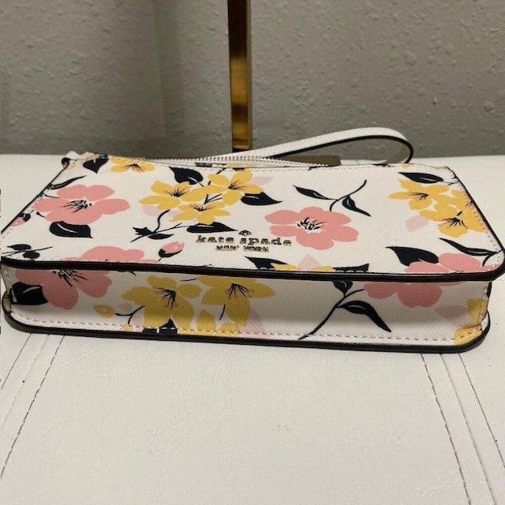 Kate Spade White Floral Zip Top Wristlet Outside Pocket - Picture 3 of 7